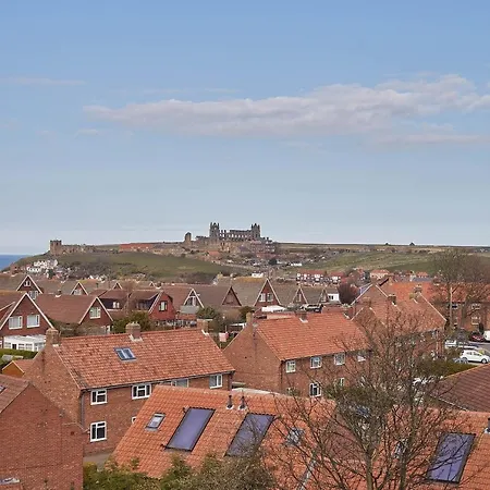 Host & - Cooks * Whitby